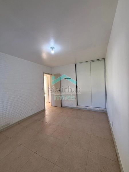 CASA À VENDA EM RAINHA DO MAR: 4ª foto da galeria de imagens do imóvel