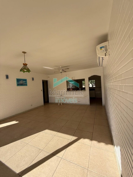 CASA À VENDA EM RAINHA DO MAR: 15ª foto da galeria de imagens do imóvel