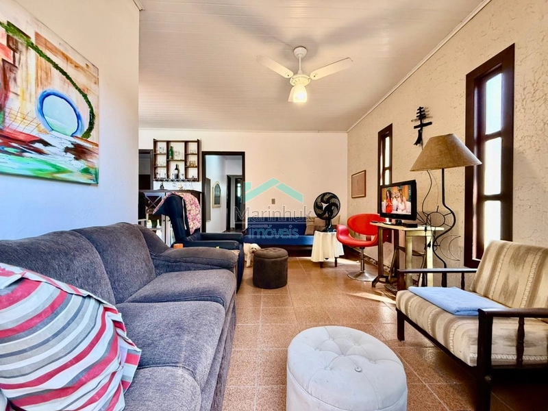 CASA À VENDA EM MARIÁPOLIS: 4ª foto da galeria de imagens do imóvel