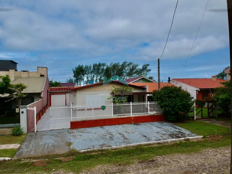 CASA À VENDA EM MARIÁPOLIS: 3ª foto da galeria de imagens do imóvel