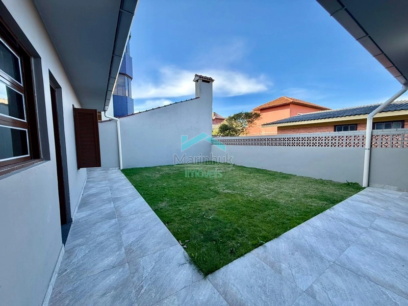 CASA À VENDA EM RAINHA DO MAR: 27ª foto da galeria de imagens do imóvel