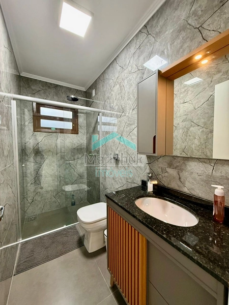 CASA À VENDA EM RAINHA DO MAR: 5ª foto da galeria de imagens do imóvel