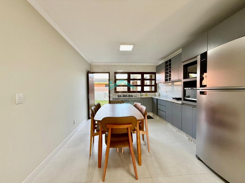 CASA À VENDA EM RAINHA DO MAR: 9ª foto da galeria de imagens do imóvel