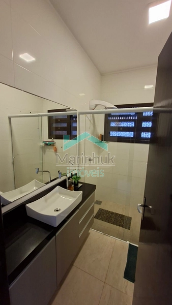 CASA À VENDA EM RAINHA DO MAR: 2ª foto da galeria de imagens do imóvel