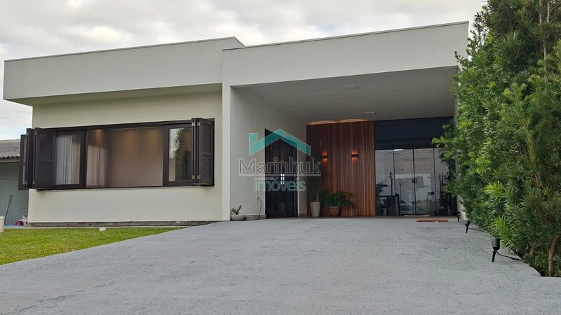 CASA À VENDA EM RAINHA DO MAR: 1ª foto da galeria de imagens do imóvel