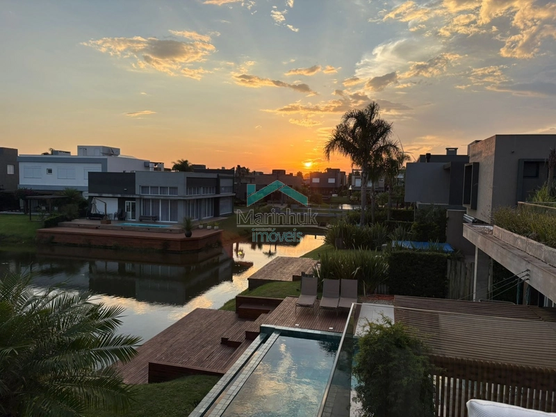 SOBRADO À VENDA NO CONDOMÍNIO MALIBU: 4ª foto da galeria de imagens do imóvel
