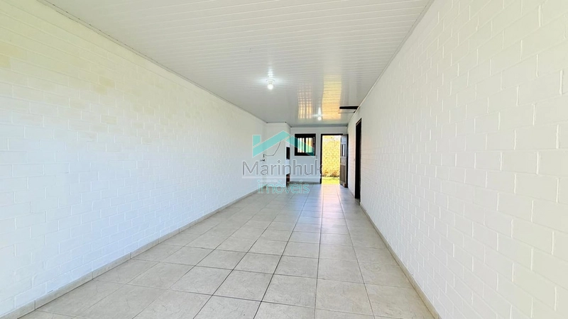 CASA À VENDA EM RAINHA DO MAR: 5ª foto da galeria de imagens do imóvel