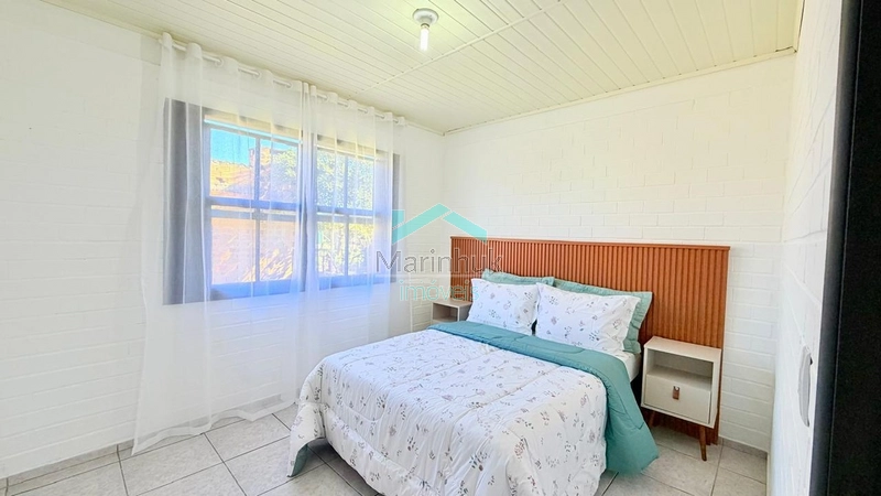 CASA À VENDA EM RAINHA DO MAR: 6ª foto da galeria de imagens do imóvel