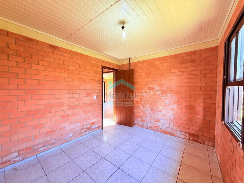 CASA À VENDA EM RAINHA DO MAR: 5ª foto da galeria de imagens do imóvel