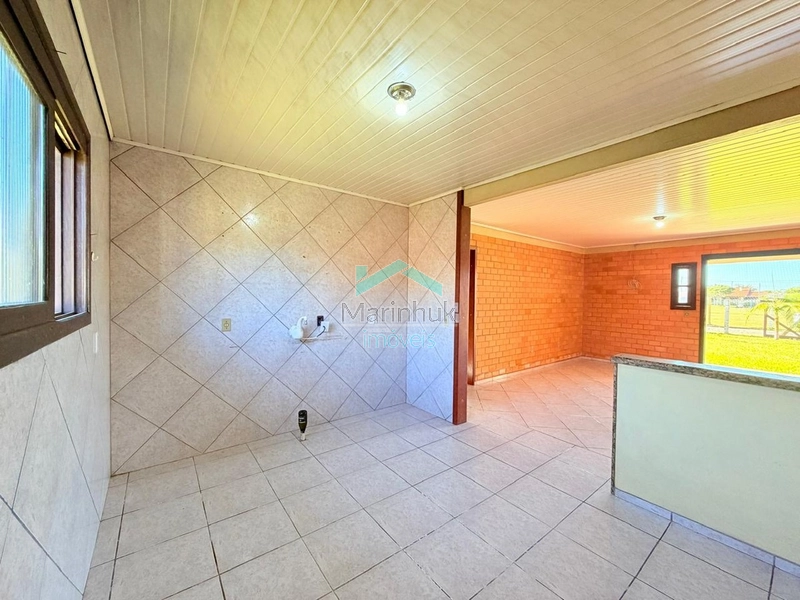CASA À VENDA EM RAINHA DO MAR: 3ª foto da galeria de imagens do imóvel