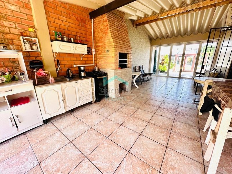 CASA À VENDA EM ATLANTIDA SUL: 5ª foto da galeria de imagens do imóvel