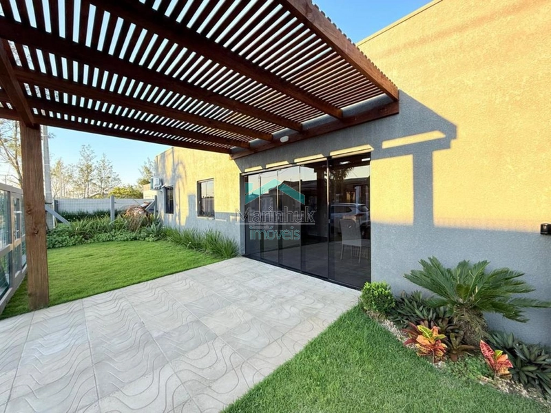 CASA À VENDA EM ATLANTIDA SUL: 3ª foto da galeria de imagens do imóvel