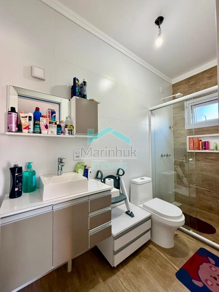 CASA À VENDA NO ARPOADOR: 12ª foto da galeria de imagens do imóvel