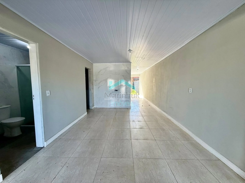 CASA À VENDA EM RAINHA DO MAR: 2ª foto da galeria de imagens do imóvel