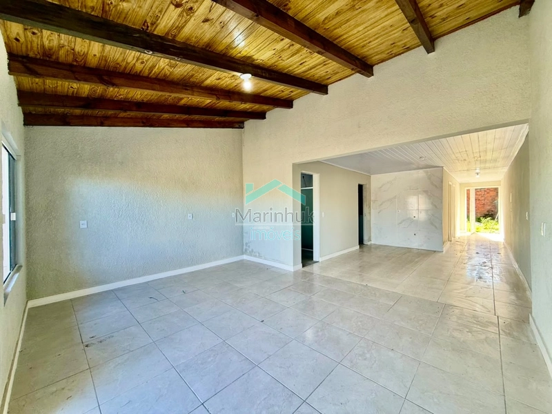 CASA À VENDA EM RAINHA DO MAR: 5ª foto da galeria de imagens do imóvel