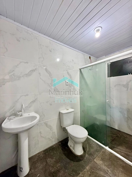CASA À VENDA EM RAINHA DO MAR: 3ª foto da galeria de imagens do imóvel