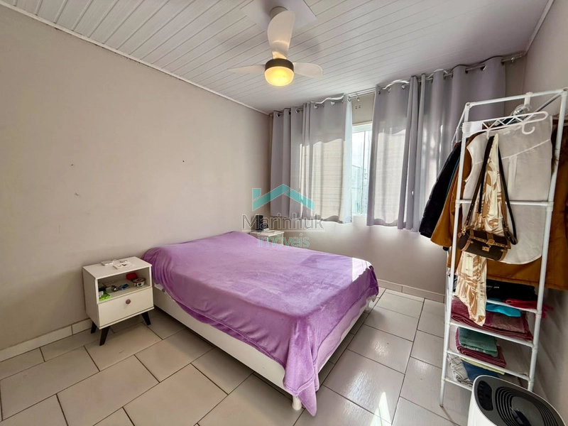 CASA À VENDA EM RAINHA DO MAR: 4ª foto da galeria de imagens do imóvel