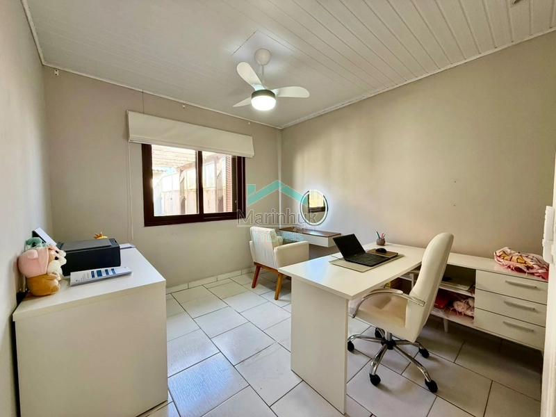 CASA À VENDA EM RAINHA DO MAR: 3ª foto da galeria de imagens do imóvel