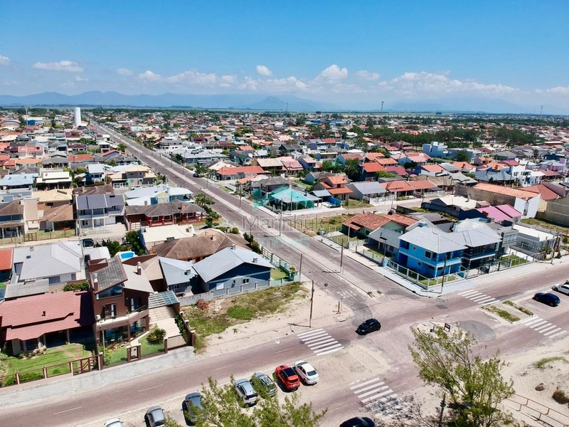 SOBRADO À VENDA EM ATLANTIDA SUL: 11ª foto da galeria de imagens do imóvel