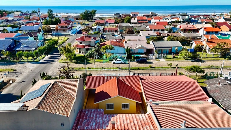 CASA À VENDA EM ATLANTIDA SUL: 6ª foto da galeria de imagens do imóvel