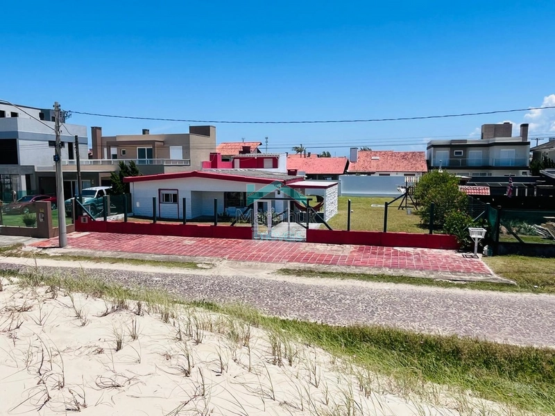 CASA FRENTE LESTE A BEIRA MAR COM 02 TERRENOS: 10ª foto da galeria de imagens do imóvel