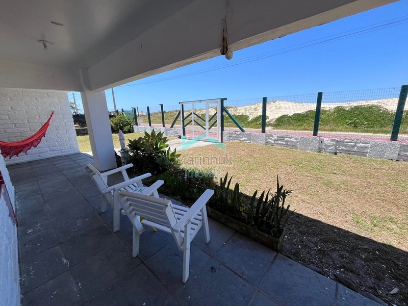 CASA FRENTE LESTE A BEIRA MAR COM 02 TERRENOS: 11ª foto da galeria de imagens do imóvel