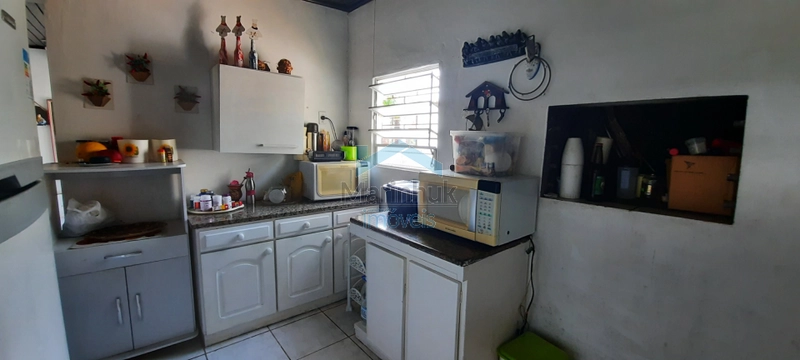 CASA COM 06 QUARTOS, DE ESQUINA, EM ALBATROZ PRÓXIMA A PARAGUASSU: 21ª foto da galeria de imagens do imóvel