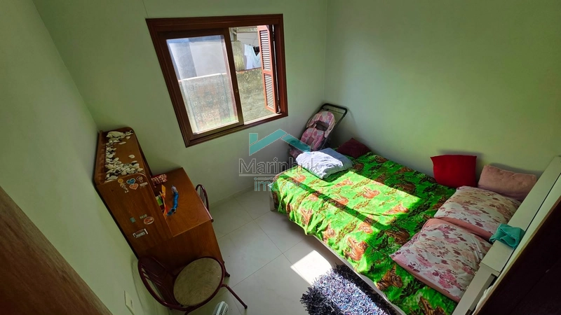 CASA À VENDA EM RAINHA DO MAR: 3ª foto da galeria de imagens do imóvel