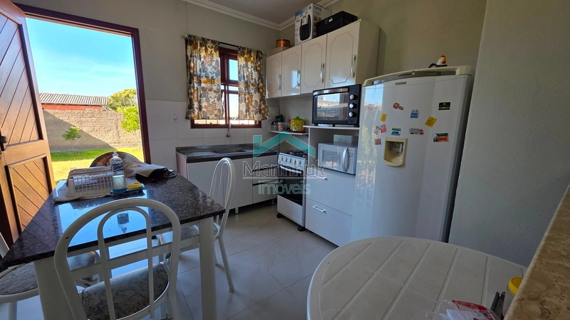 CASA À VENDA EM RAINHA DO MAR: 5ª foto da galeria de imagens do imóvel