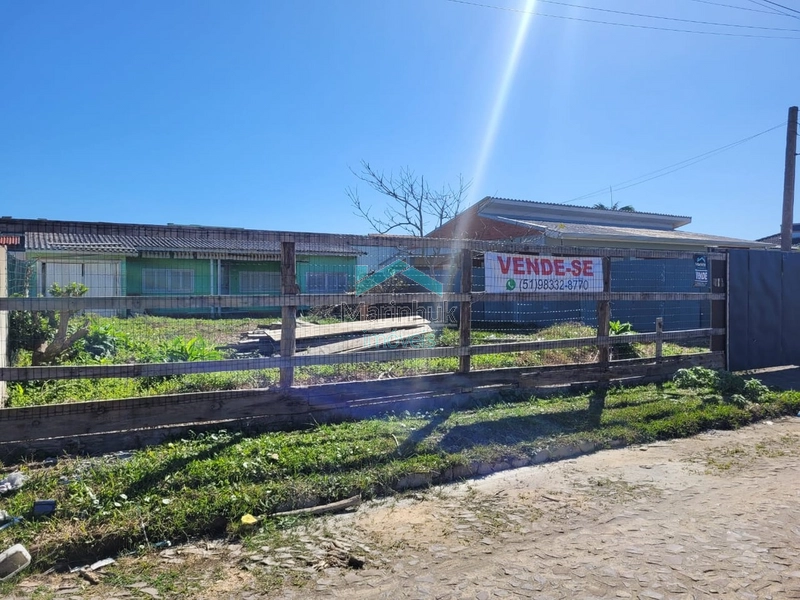 TERRENO À UMA QUADRA DO MAR: 5ª foto da galeria de imagens do imóvel