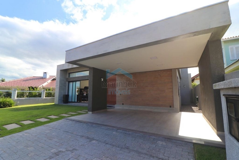 CASA Á VENDA EM ATLÂNTIDA: 3ª foto da galeria de imagens do imóvel
