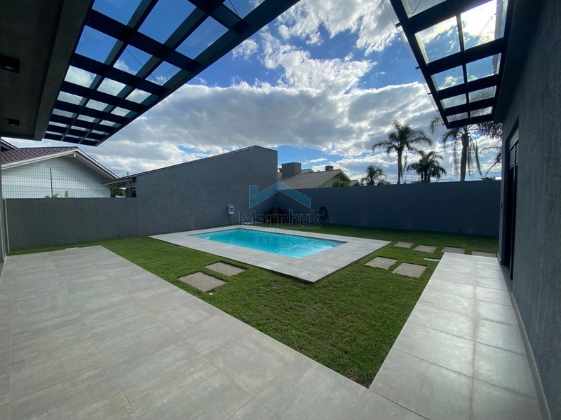 CASA Á VENDA EM ATLÂNTIDA: 5ª foto da galeria de imagens do imóvel