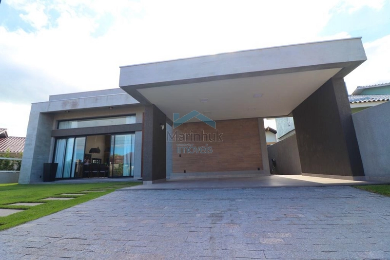 CASA Á VENDA EM ATLÂNTIDA: 1ª foto da galeria de imagens do imóvel
