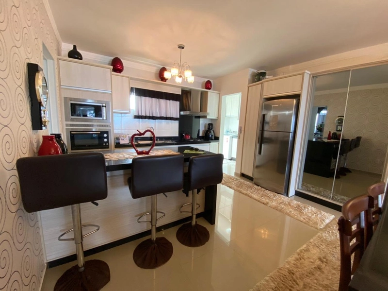 Apartamento no Gravatá: 3ª foto da galeria de imagens do imóvel