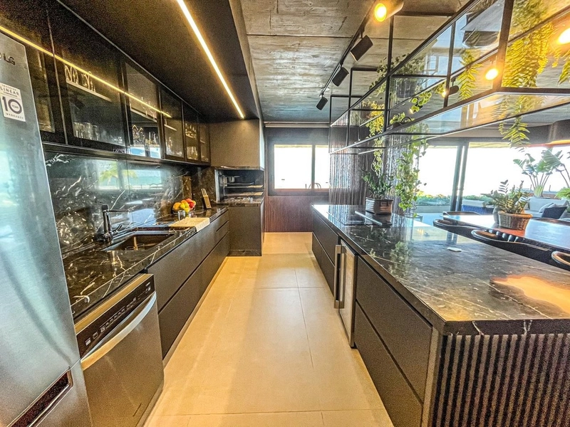 Apartamento em Torres, com 4 suítes: 3ª foto da galeria de imagens do imóvel