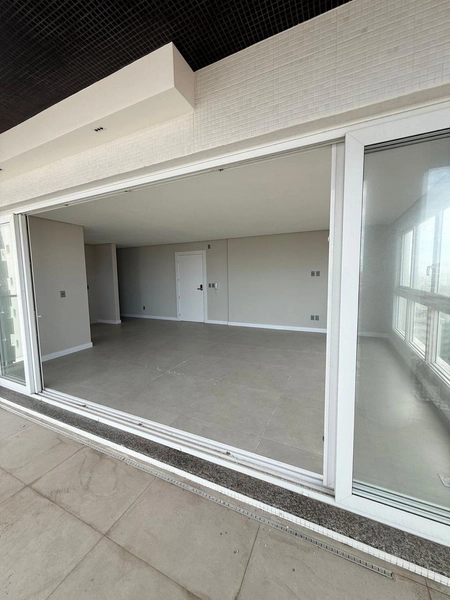Apartamento com 2 suítes em Torres: 13ª foto da galeria de imagens do imóvel