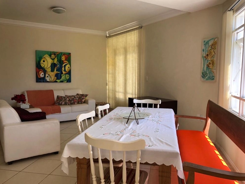 Casa geminada com 6 dormitórios na Lagoa do Violão: 2ª foto da galeria de imagens do imóvel