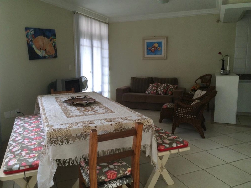 Casa geminada com 6 dormitórios na Lagoa do Violão: 8ª foto da galeria de imagens do imóvel