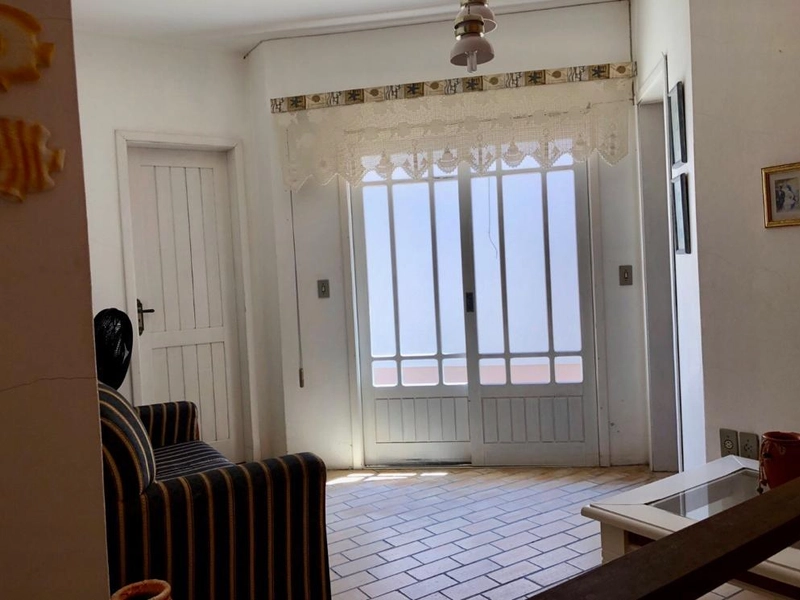 Casa geminada com 6 dormitórios na Lagoa do Violão: 22ª foto da galeria de imagens do imóvel
