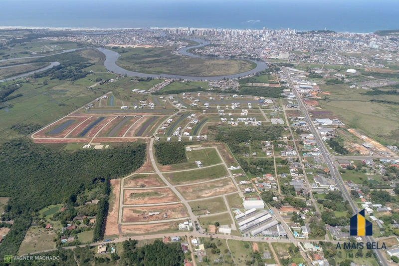 Lote no Reserva das águas fundos lago: 8ª foto da galeria de imagens do imóvel