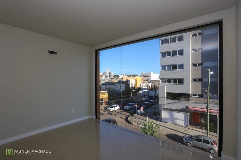 Sala Comercial Triplex: 2ª foto da galeria de imagens do imóvel