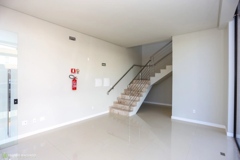 Sala comercial triplex no centro de Torres: 13ª foto da galeria de imagens do imóvel