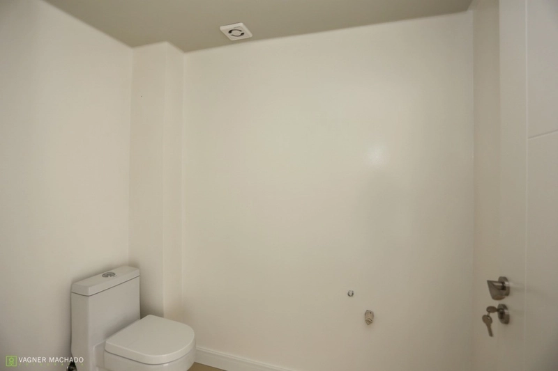 Sala comercial triplex no centro de Torres: 20ª foto da galeria de imagens do imóvel