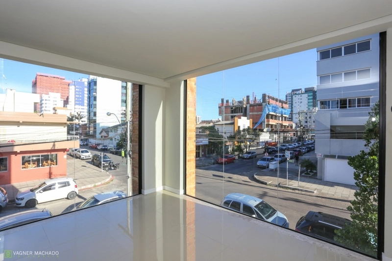 Sala comercial triplex no centro de Torres: 11ª foto da galeria de imagens do imóvel