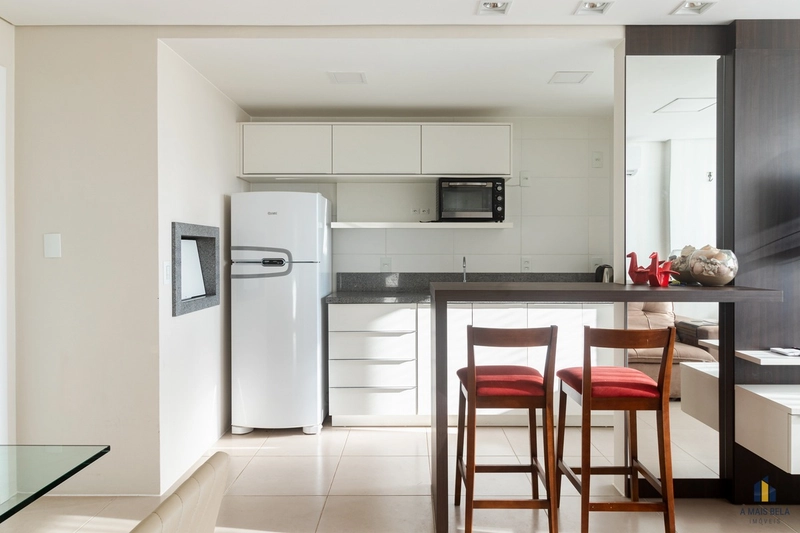 Apartamento em Torres, 2 dormitórios mobiliado: 4ª foto da galeria de imagens do imóvel