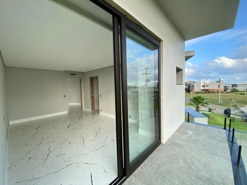 Casa em Torres, 5 suítes no condomínio Ocean Side: 11ª foto da galeria de imagens do imóvel