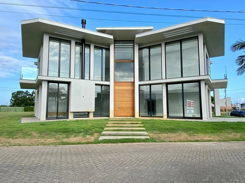 Casa em Torres, 5 suítes no condomínio Ocean Side: 1ª foto da galeria de imagens do imóvel