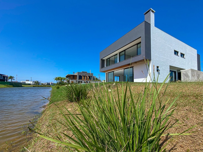 Casa em Torres no Ilhas Park, 4 suítes beira lago: 28ª foto da galeria de imagens do imóvel