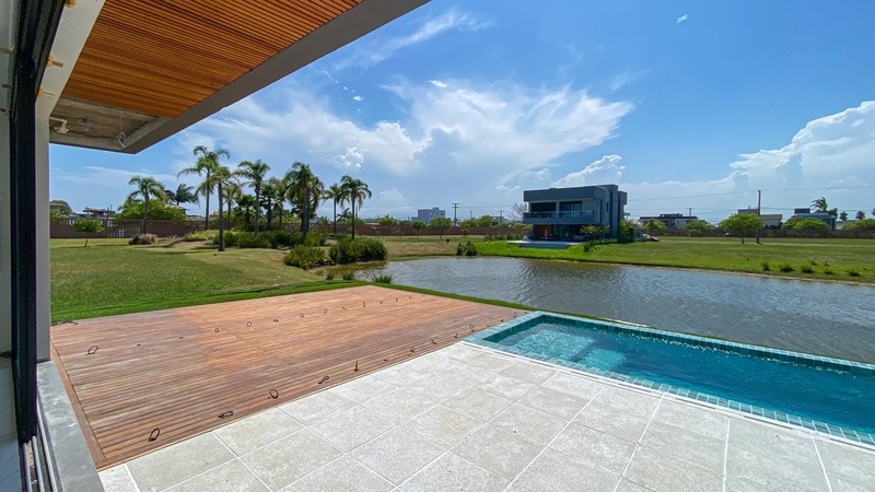 Casa em Torres no Ilhas Park, 4 suítes beira lago: 12ª foto da galeria de imagens do imóvel