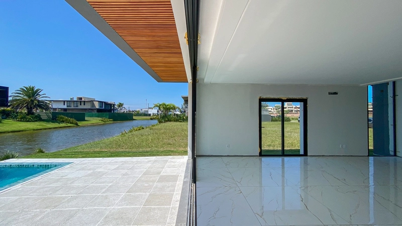 Casa em Torres no Ilhas Park, 4 suítes beira lago: 13ª foto da galeria de imagens do imóvel